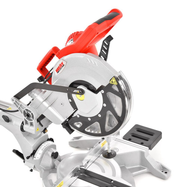 Skersavimo pjūklas HECHT 820, su lazeriu