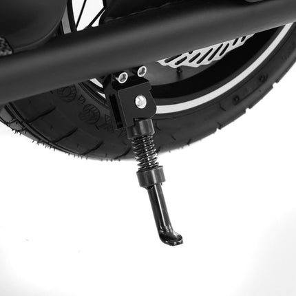 Elektrinis motoroleris HECHT COCIS MINI CARBON, 48V 13Ah
